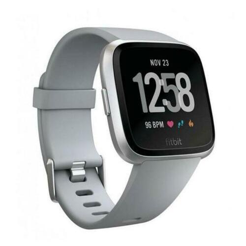 Fitbit Smart Watch Versa HR GPS - Silver Reconditionné - Fitbit refurbished available on Backmarket