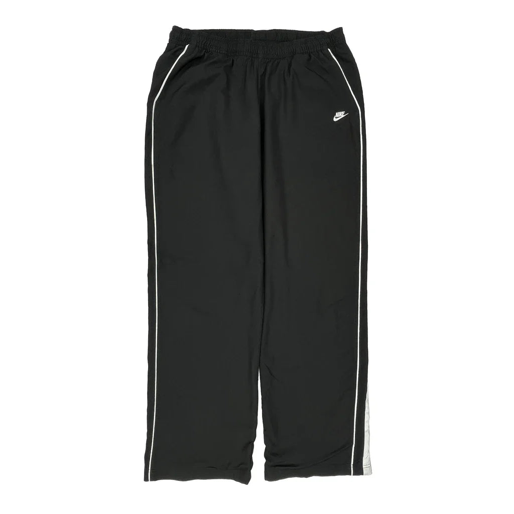 Age 12-13 Nike Tracksuit - Large Black Polyester Refurbished - Thrifted (note: this is a term often used to describe second- refurbished available on Cerqular