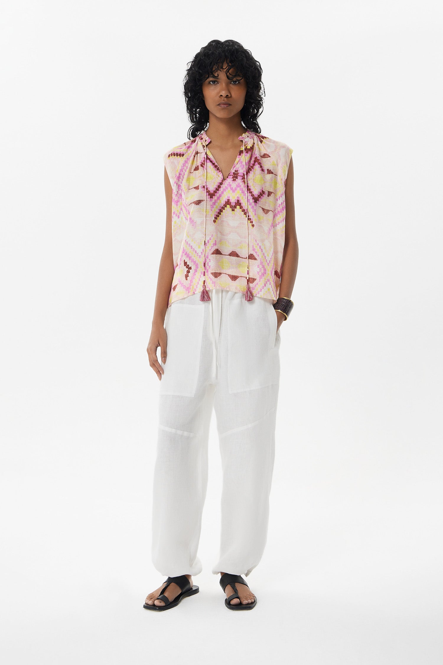 Blouse Cramer Keyla Top Pink-Vision | Color: PINK VISION | Size: M Refurbished - N/A (I could not find a well-known brand with this name refurbished available on Cerqular