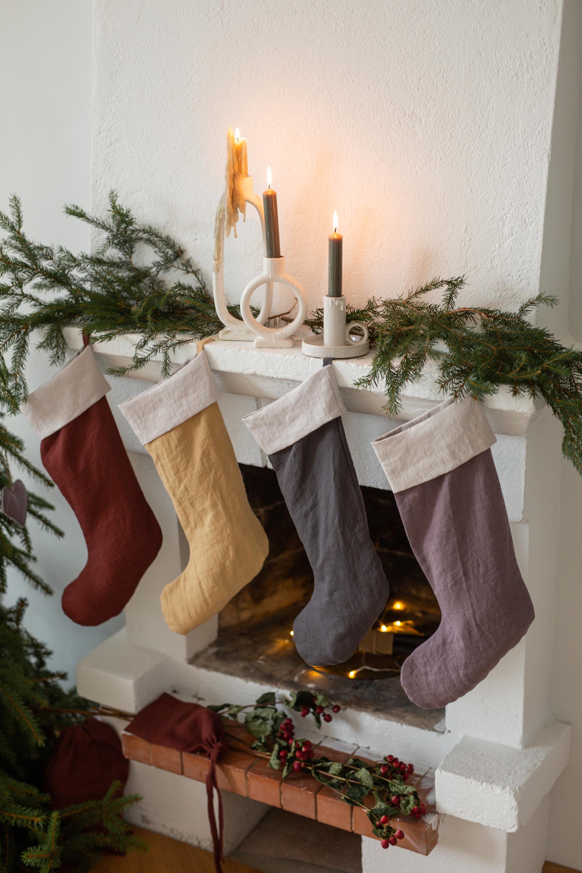 Buy Linen Christmas stocking | Color: Mocha Gingham Refurbished - $25.00 Linen Christmas stocking | Color: Mocha Gingham Refurbished - Amour Linen refurbished available on Cerqular