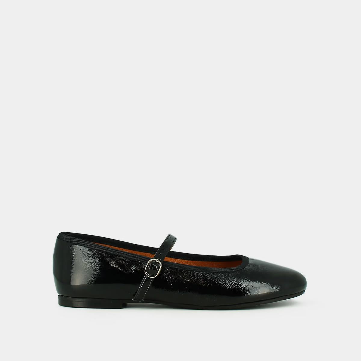 264-e Douceur Vernis Pliss Noir | Color: NOIR | Size: 38 Refurbished - Rue Madame is a known brand, and the standardized name is " refurbished available on Cerqular