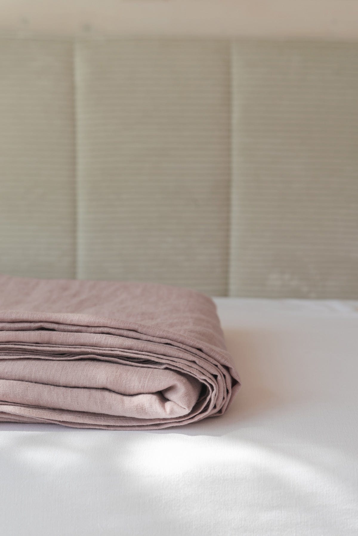 Linen flat sheet in Dusty Rose | Size: AU Queen Refurbished - Amour Linen refurbished available on Cerqular