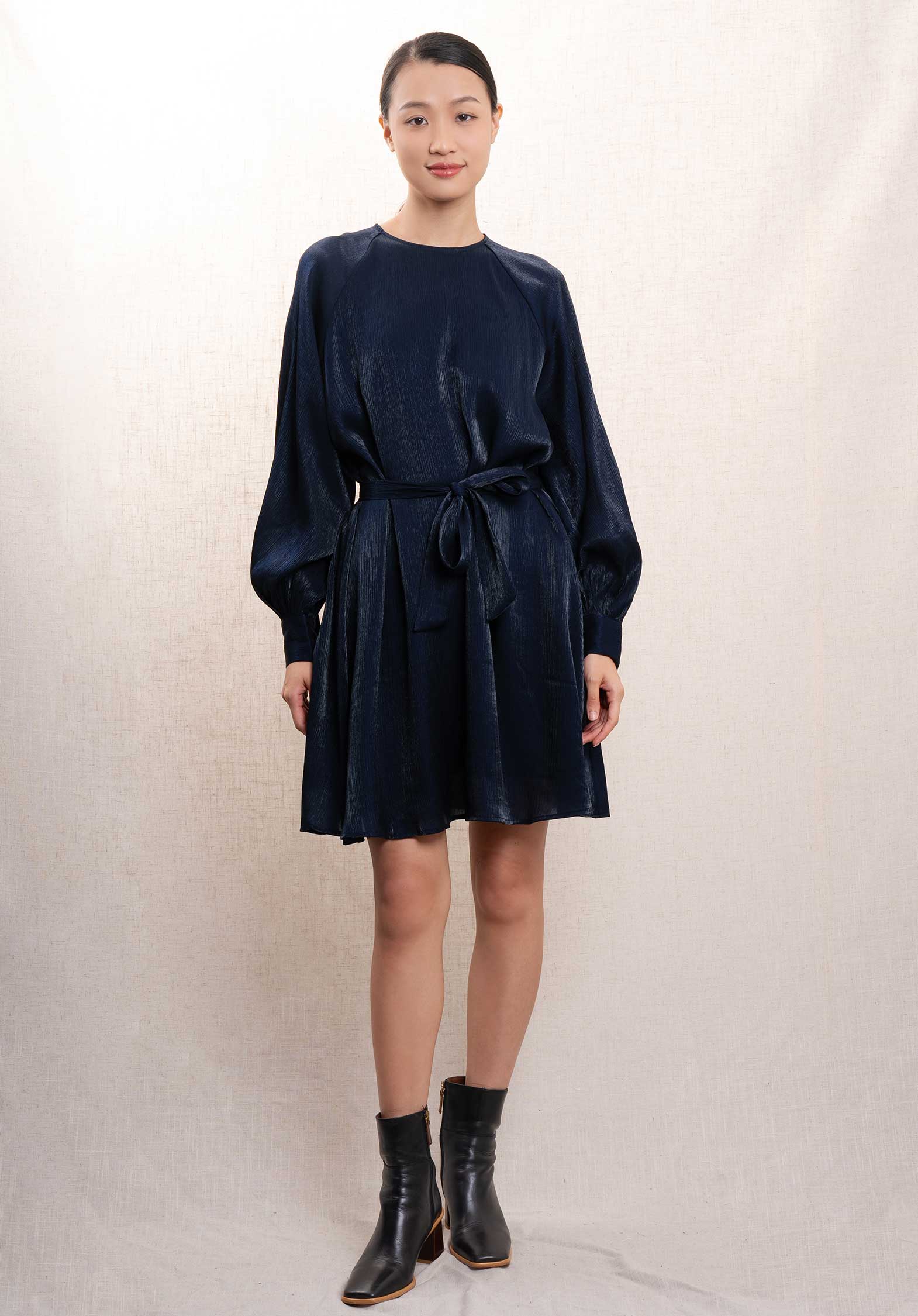 Dress Parime Bleu-Marine | Color: BLEU MARINE | Size: L Refurbished - N/A (I could not find a well-known brand with this name refurbished available on Cerqular