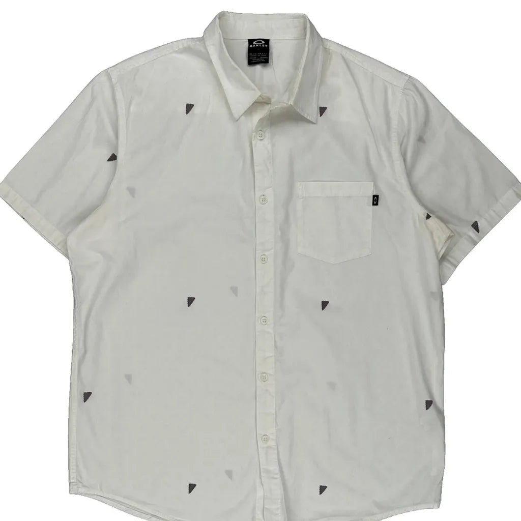 Oakley Short Sleeve Shirt - Large White Cotton Refurbished - Thrifted (note: this is a term often used to describe second- refurbished available on Cerqular