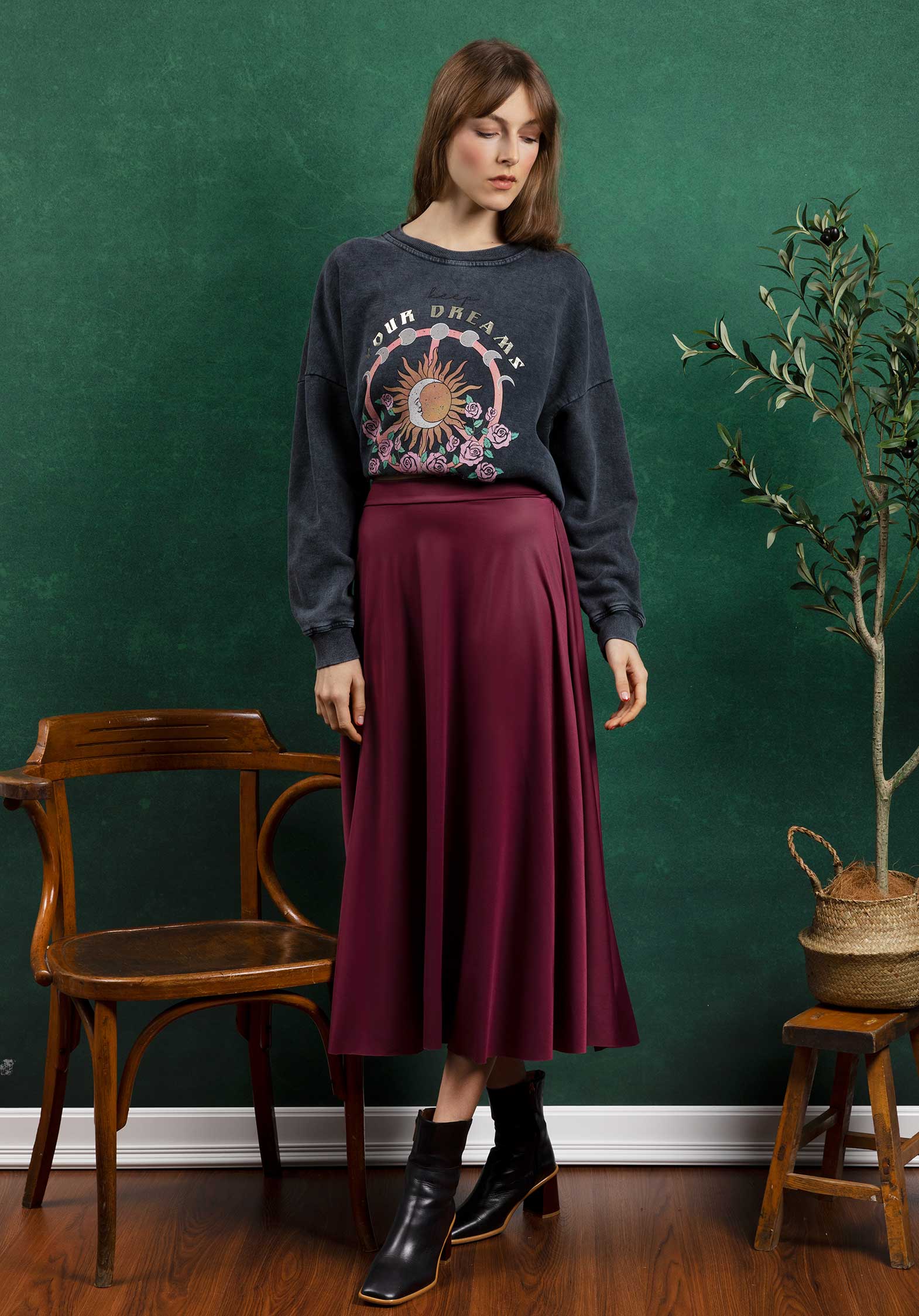 Buy Skirt 31919pe Purple | Color: PURPLE | Size: U Refurbished - $52.14 Skirt 31919pe Purple | Color: PURPLE | Size: U Refurbished - N/A (I could not find a well-known brand with this name refurbished available on Cerqular