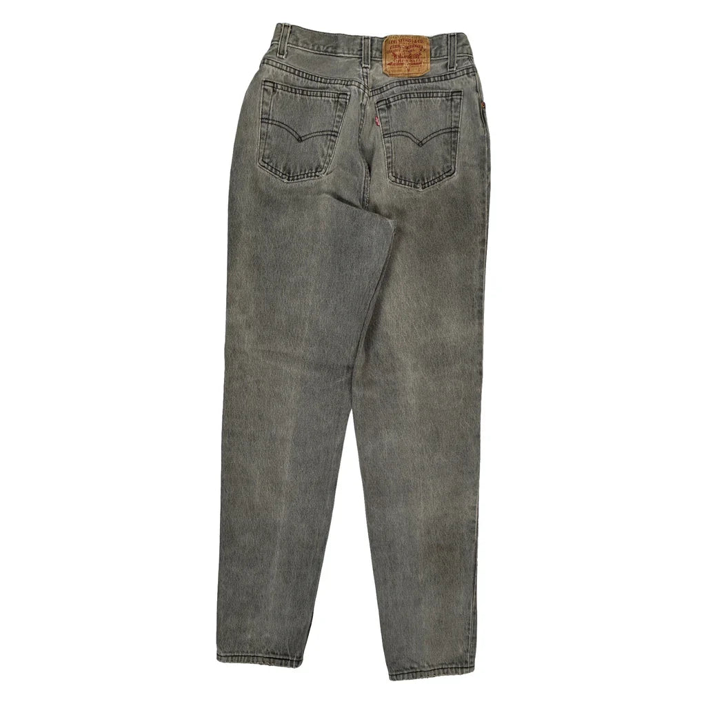 Levis Jeans - 26W UK 6 Grey Cotton Refurbished - Thrifted (note: this is a term often used to describe second- refurbished available on Cerqular