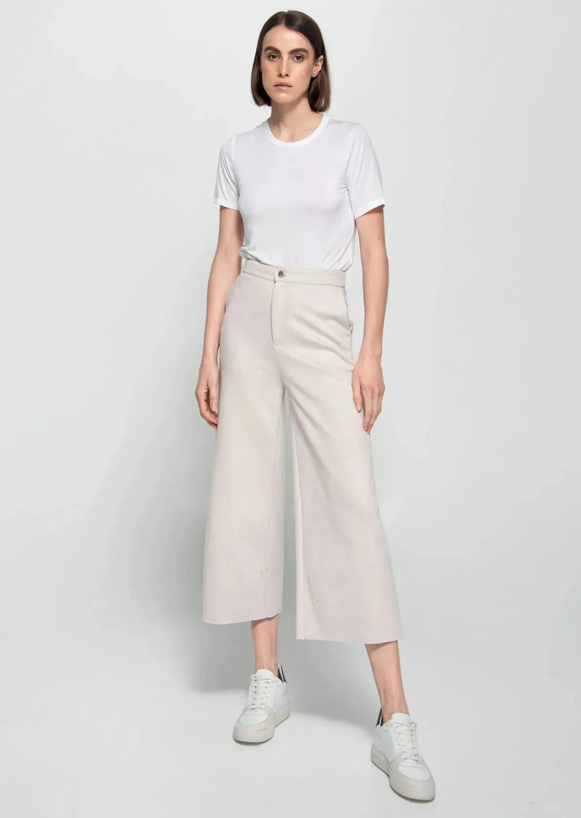 Buy Sienna Culottes | size: L Refurbished - $119.00 Sienna Culottes | size: L Refurbished - Dauntless (note: this could refer to multiple things, including a video refurbished available on Cerqular