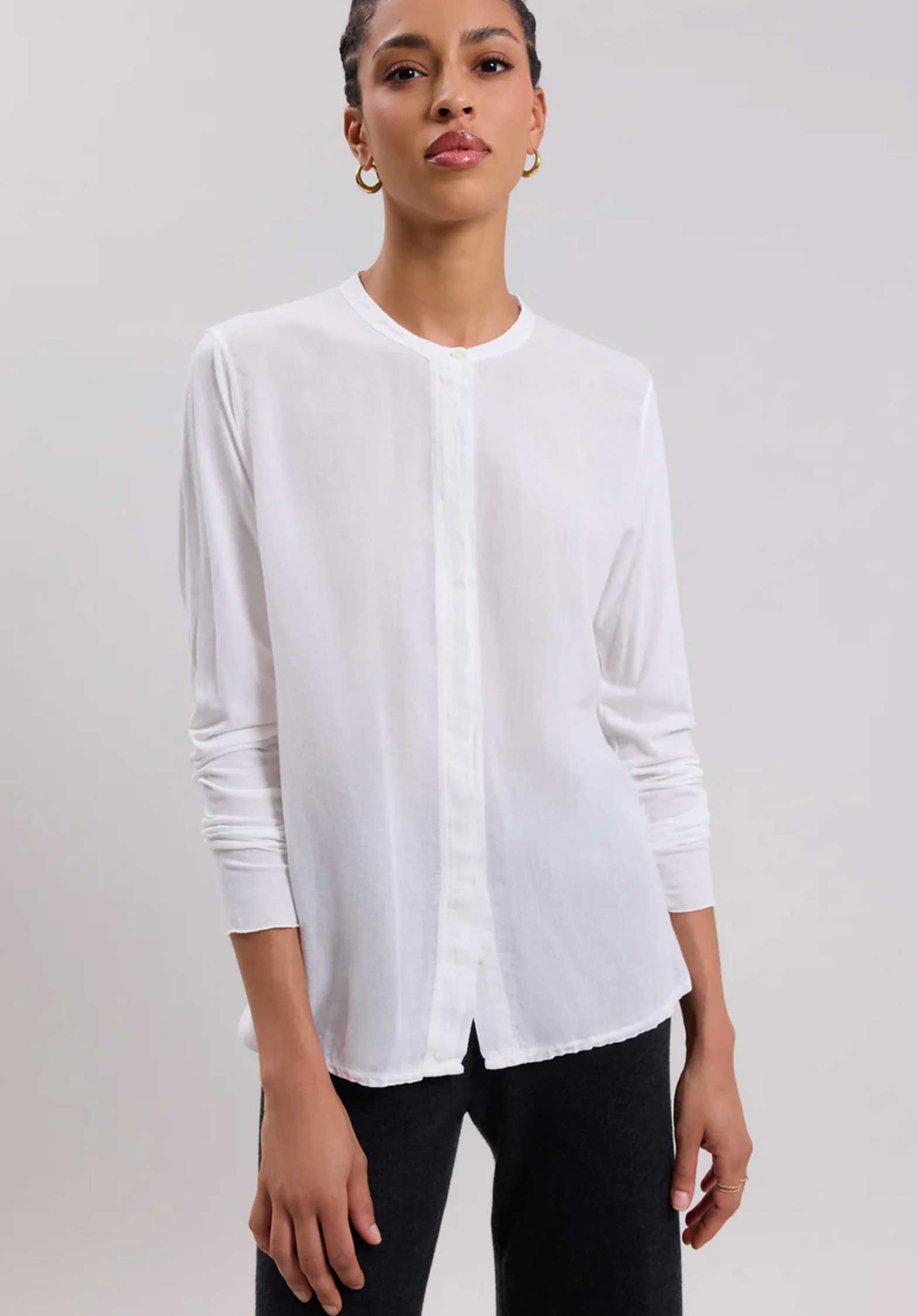 Blouse Talva Bctc501 White | Color: WHITE | Size: 1-S Refurbished - Rue Madame is a known brand, and the standardized name is " refurbished available on Cerqular
