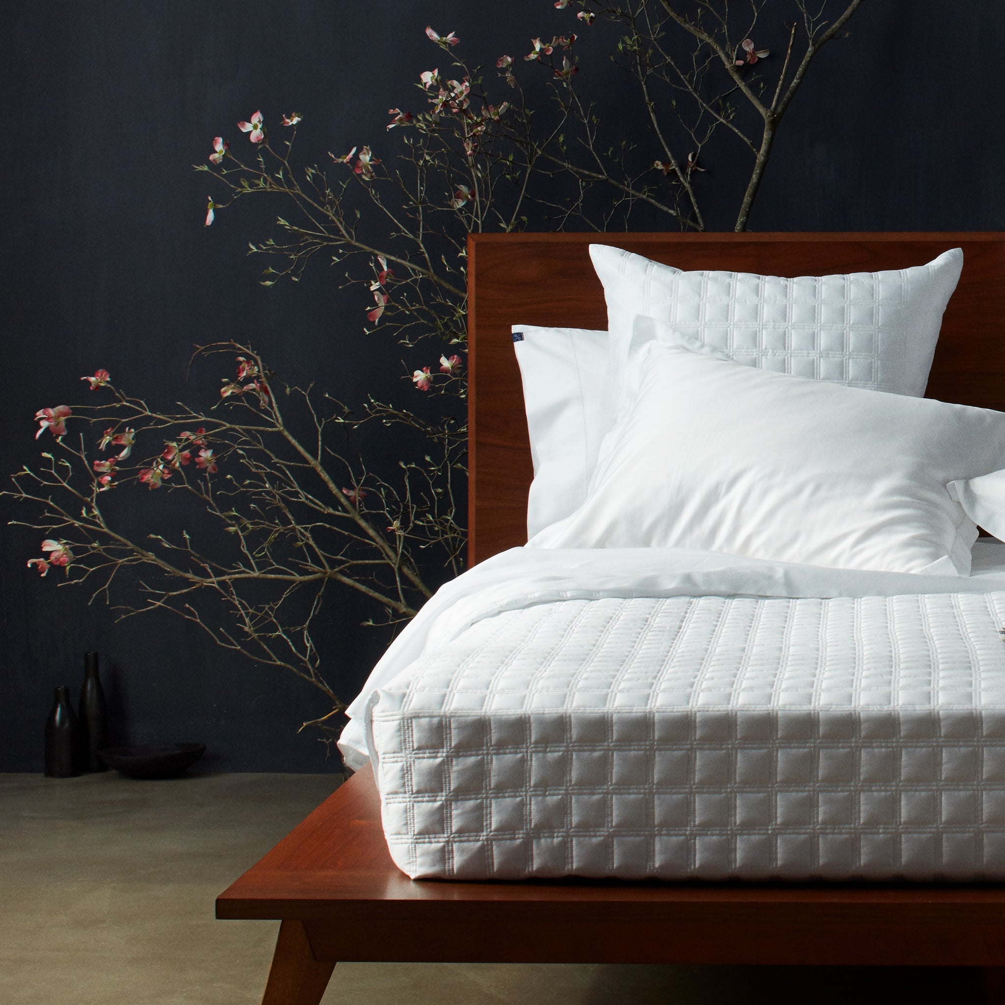Plain + Perfect | Size: Queen | Color: White | Touch: Sateen Refurbished - N/A refurbished available on Cerqular