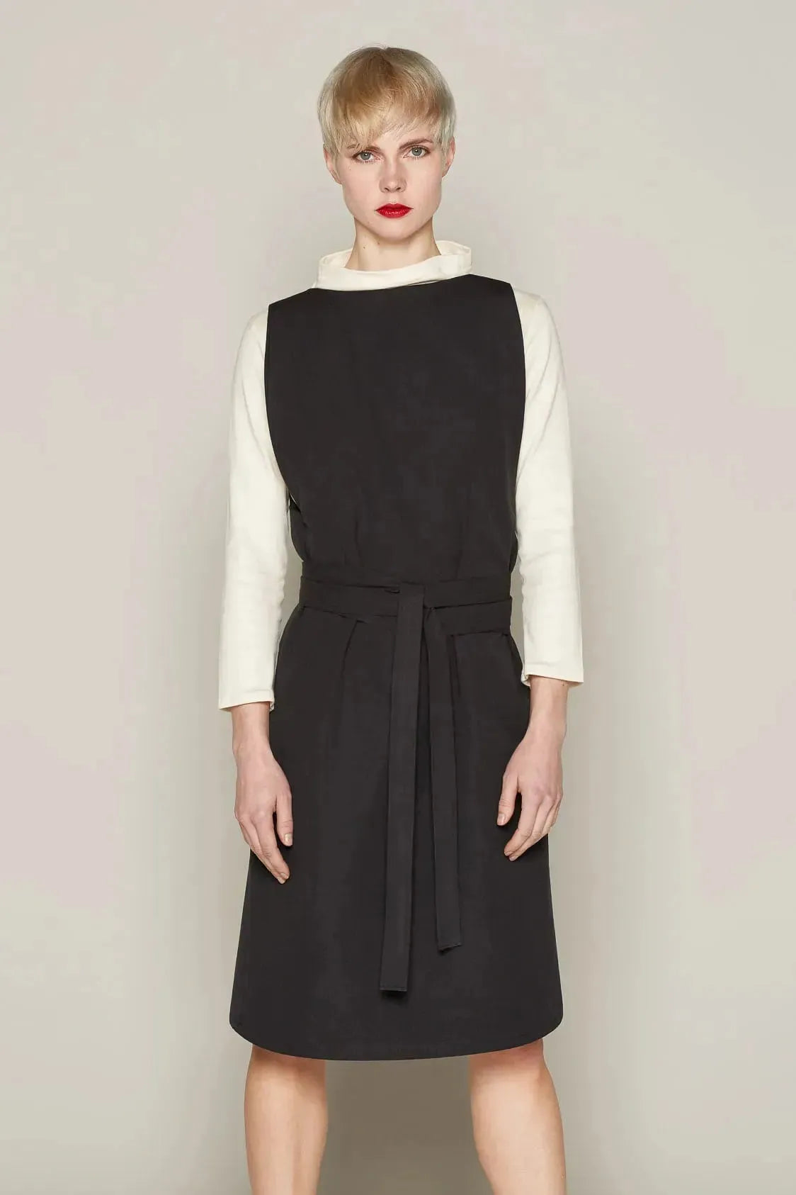 Isabelle Dress (Black) | size: XL Refurbished - N/A refurbished available on Cerqular