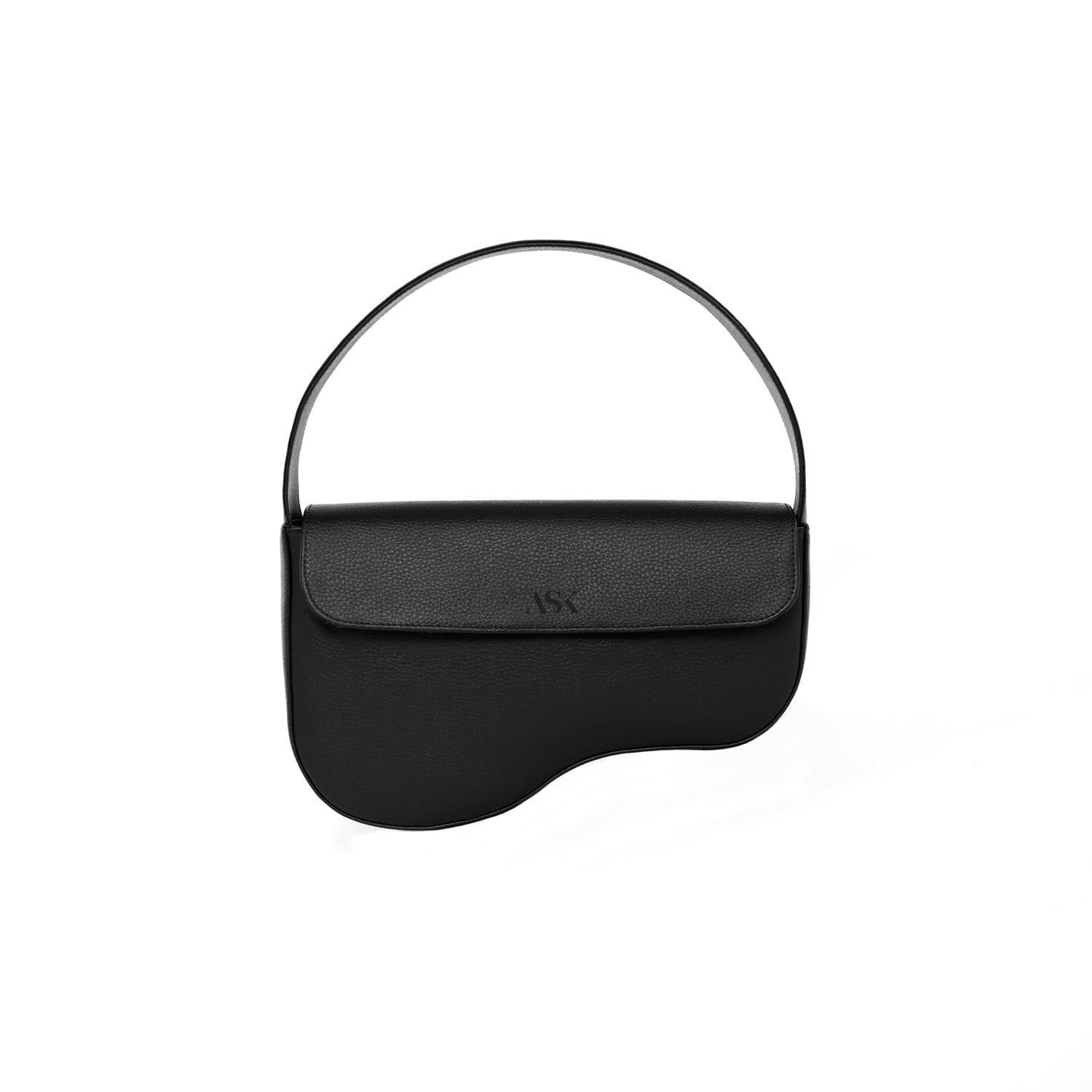Buy CLOVER | Black | Color: Black Refurbished - $760.00 CLOVER | Black | Color: Black Refurbished - ASK Scandinavia (note: this is a lesser-known brand refurbished available on Cerqular
