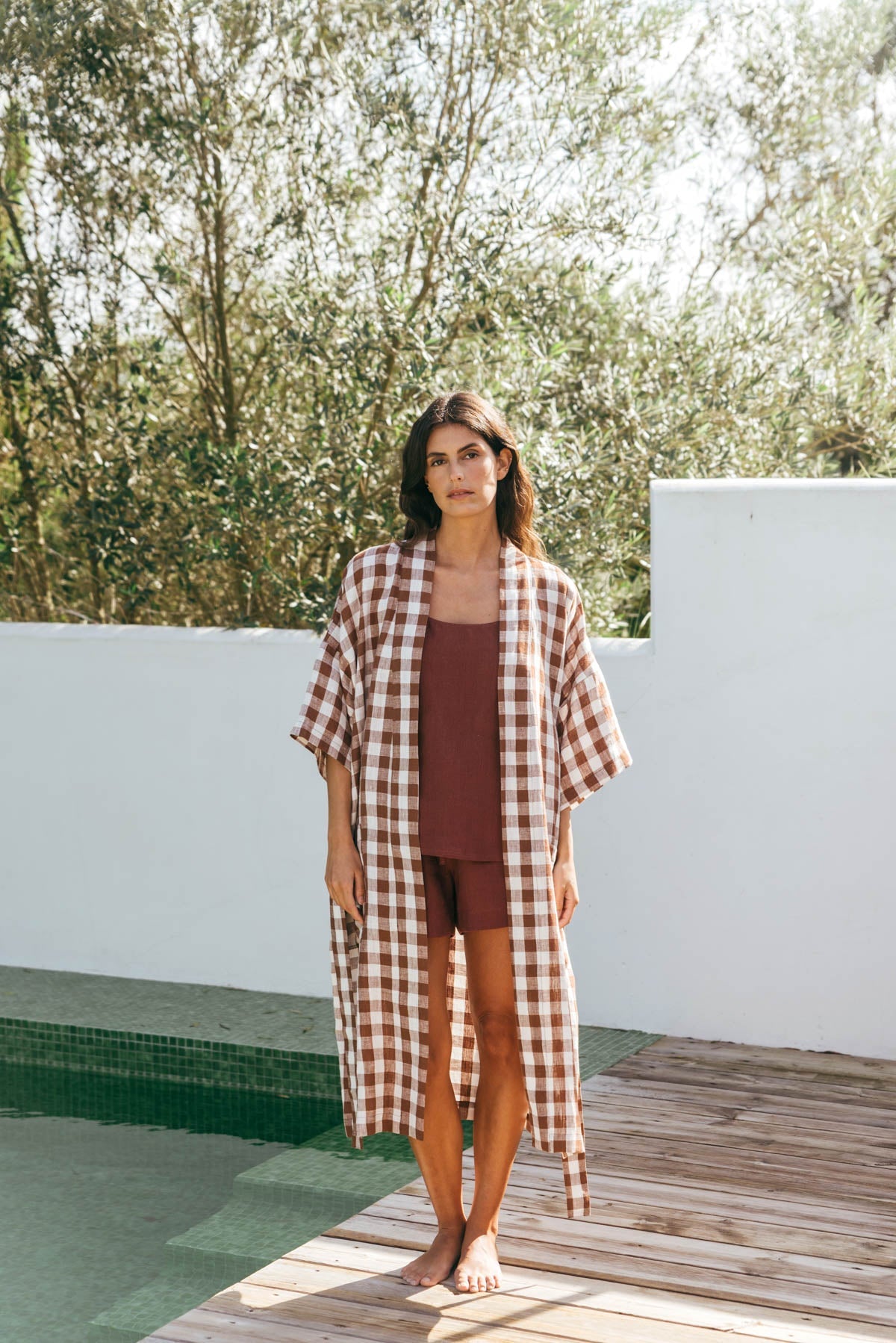 Buy Midnight linen bathrobe in Mocha Gingham | Size: M Refurbished - $139.00 Midnight linen bathrobe in Mocha Gingham | Size: M Refurbished - Amour Linen refurbished available on Cerqular