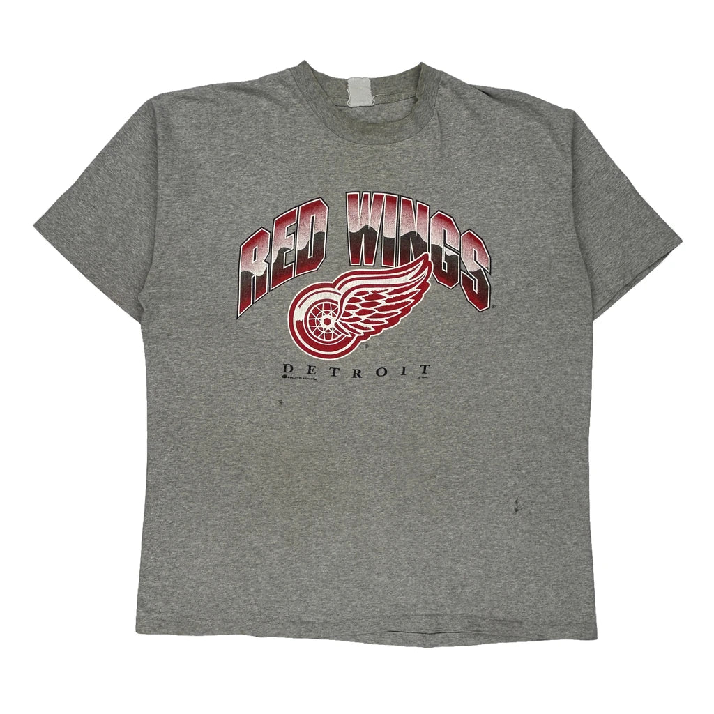 Buy Detroit Red Wings Unbranded Single Stitch T-Shirt - 2XL Grey Cotton Refurbished - $40.19 Detroit Red Wings Unbranded Single Stitch T-Shirt - 2XL Grey Cotton Refurbished - Thrifted (note: this is a term often used to describe second- refurbished available on Cerqular
