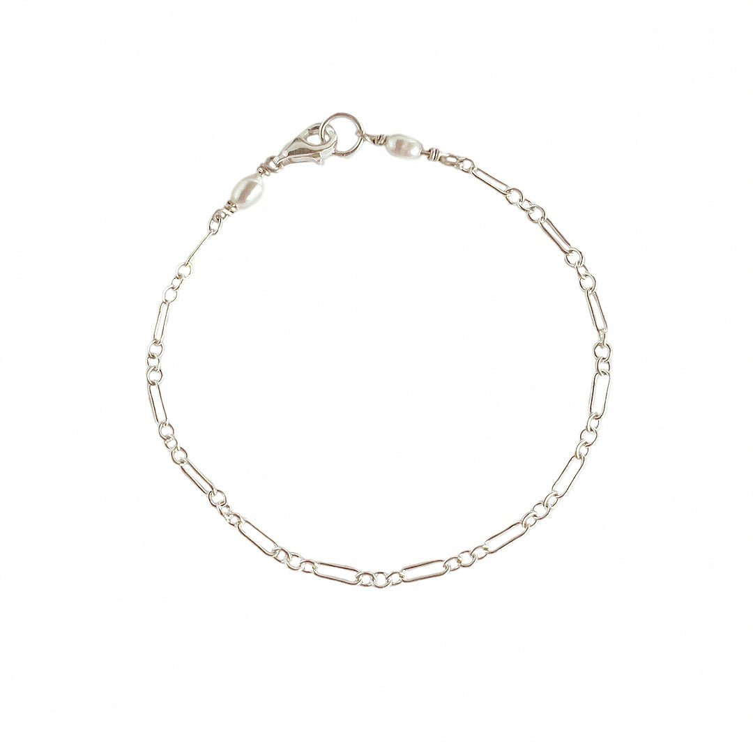 Buy Lily Chain Bracelet Silver | Size: 6.5 in Refurbished - $118.00 Lily Chain Bracelet Silver | Size: 6.5 in Refurbished - N/A (There is no well-known brand by the name "A refurbished available on Cerqular