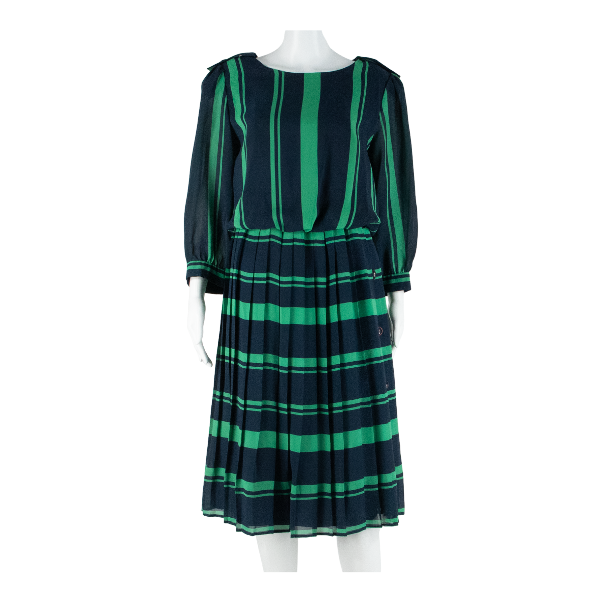 Buy VEILLON Womens Day Dress Blue Striped Long Sleeve Midi L Refurbished - $27.29 VEILLON Womens Day Dress Blue Striped Long Sleeve Midi L Refurbished - N/A refurbished available on Cerqular
