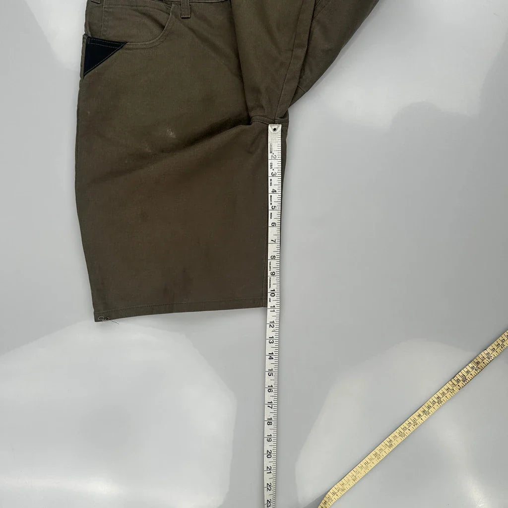 Dickies Shorts - 34W 10L Brown Cotton Refurbished - Thrifted (note: this is a term often used to describe second- refurbished available on Cerqular