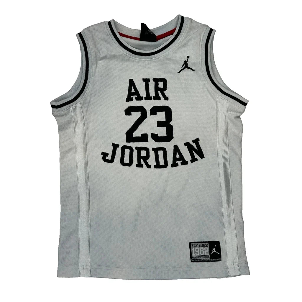 Age 8-20 Air Jordan Jordan Graphic Jersey - Small Black Polyester Refurbished - Thrifted (note: this is a term often used to describe second- refurbished available on Cerqular