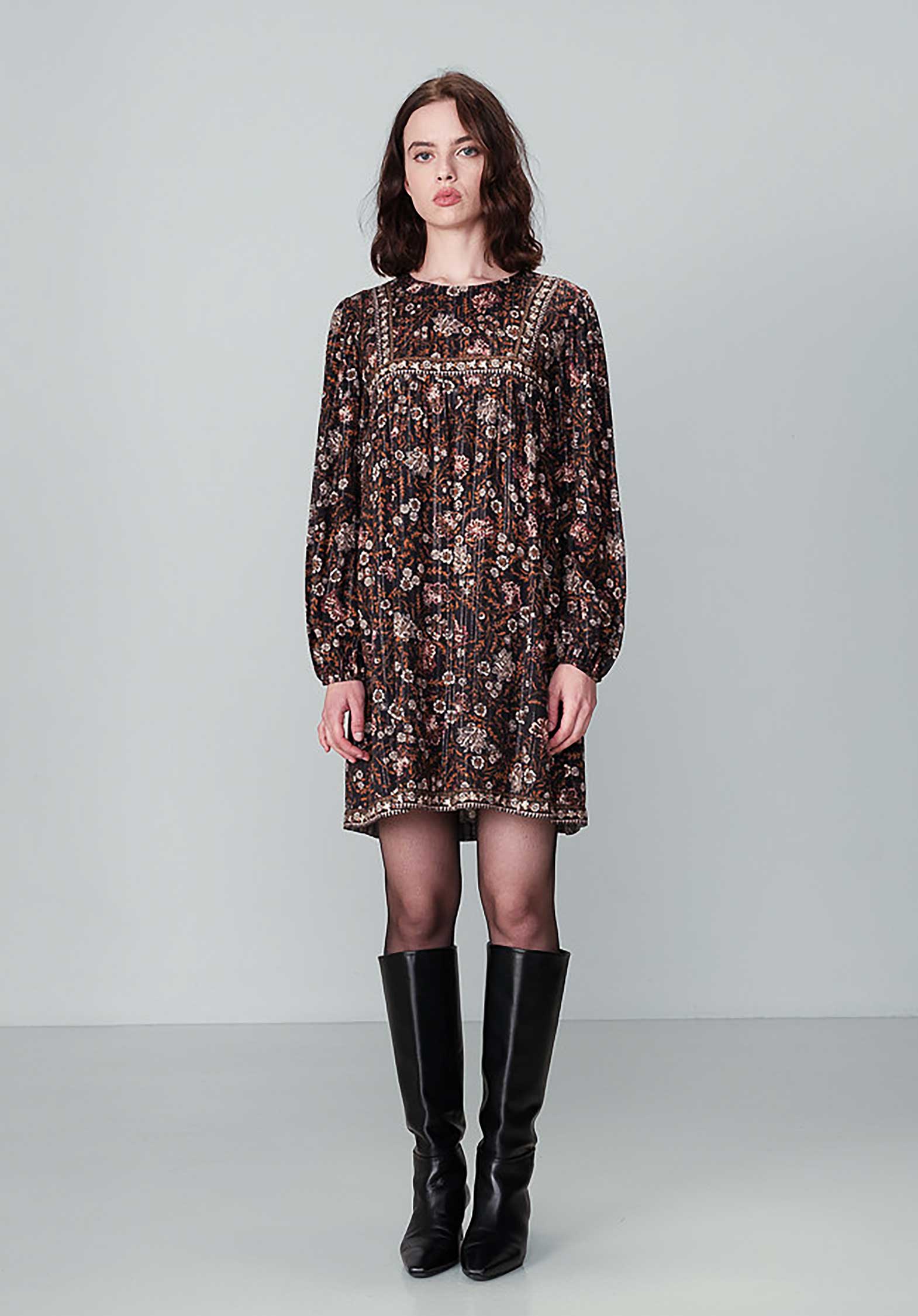 Dress Nolan Noir | Color: NOIR | Size: S Refurbished - N/A (I could not find a well-known brand with this name refurbished available on Cerqular