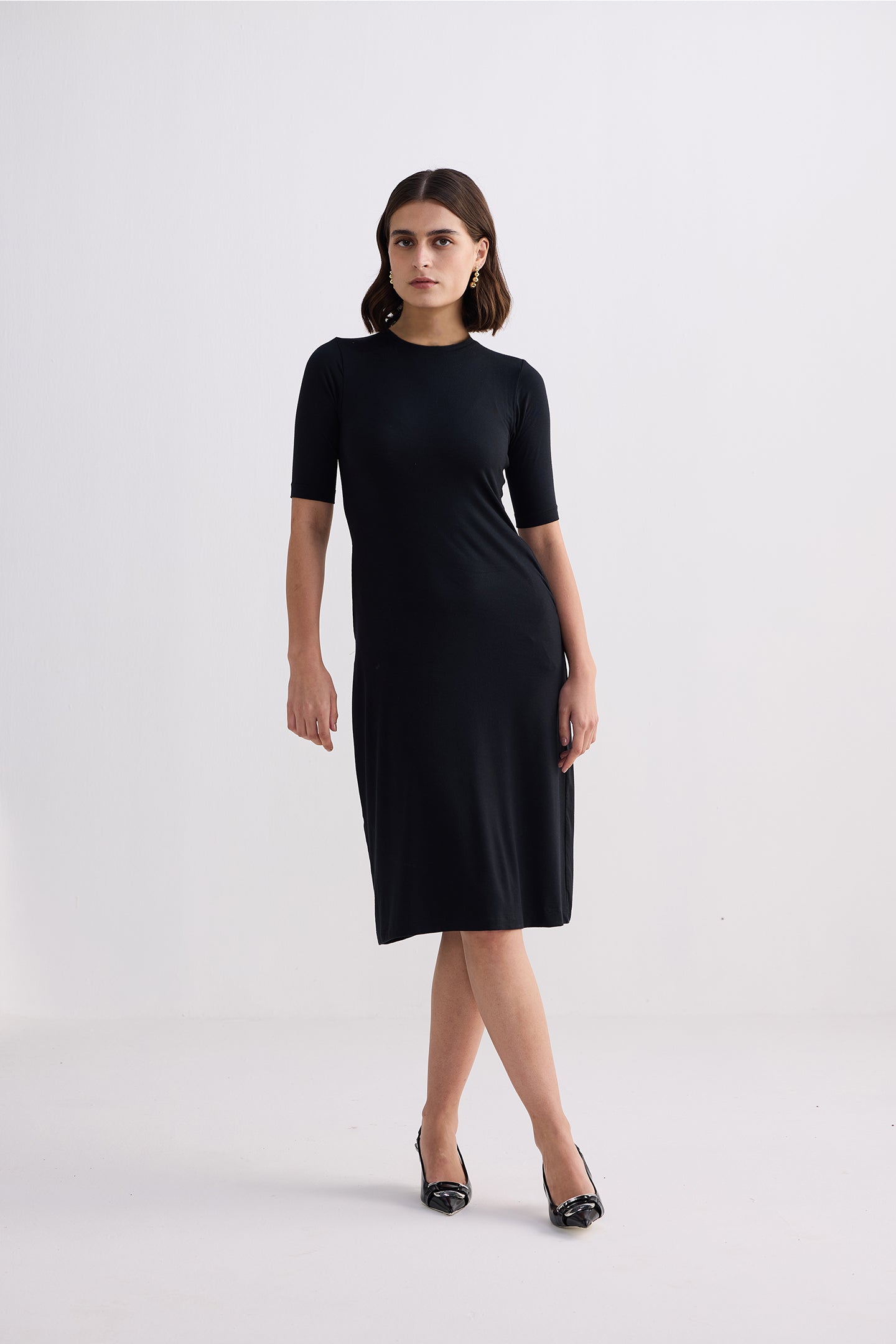 High Crew Neck Elbow Sleeves Fitted Dress in Black | Color: Black | Size: 2XL Refurbished - Resistor (Note: This is a generic term for an electronic component, refurbished available on Cerqular