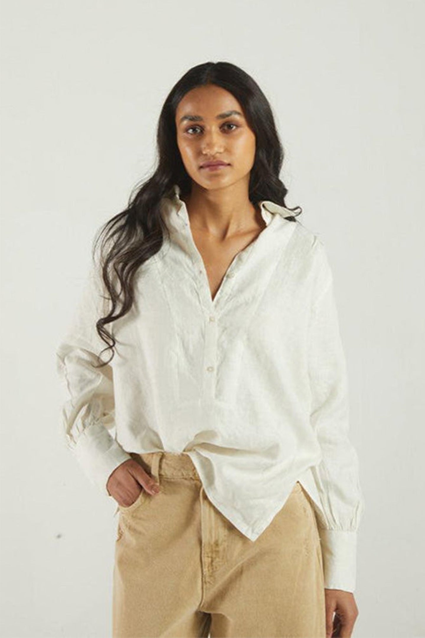 Buy Summer Shirt in Off-white | Color: Shell Off-White | Size: XL Refurbished - $88.20 Summer Shirt in Off-white | Color: Shell Off-White | Size: XL Refurbished - Resistor (Note: This is a generic term for an electronic component, refurbished available on Cerqular