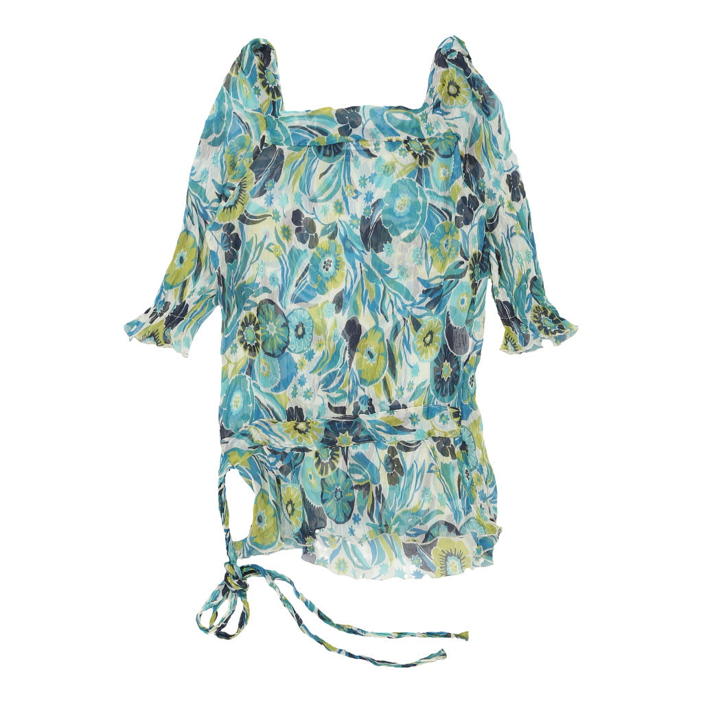 Buy Unbranded Floral Blouse - Medium Blue Viscose Refurbished - $22.77 Unbranded Floral Blouse - Medium Blue Viscose Refurbished - Thrifted (note: this is a term often used to describe second- refurbished available on Cerqular