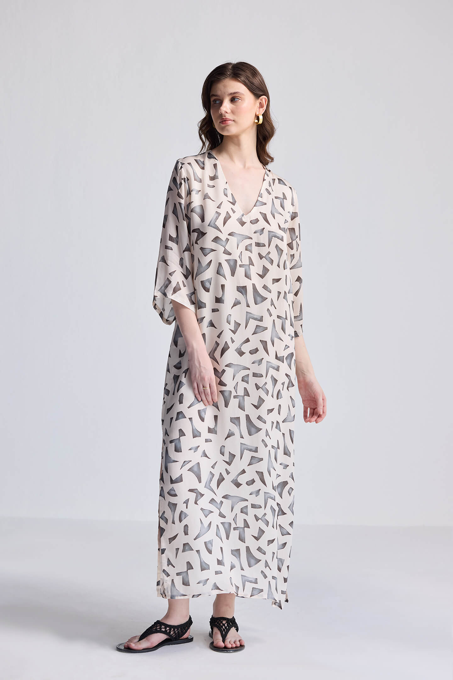 Maxi Dress with Side Slits in Mosaic | Color: Mosaic | Size: 2XL Refurbished - Resistor (Note: This is a generic term for an electronic component, refurbished available on Cerqular
