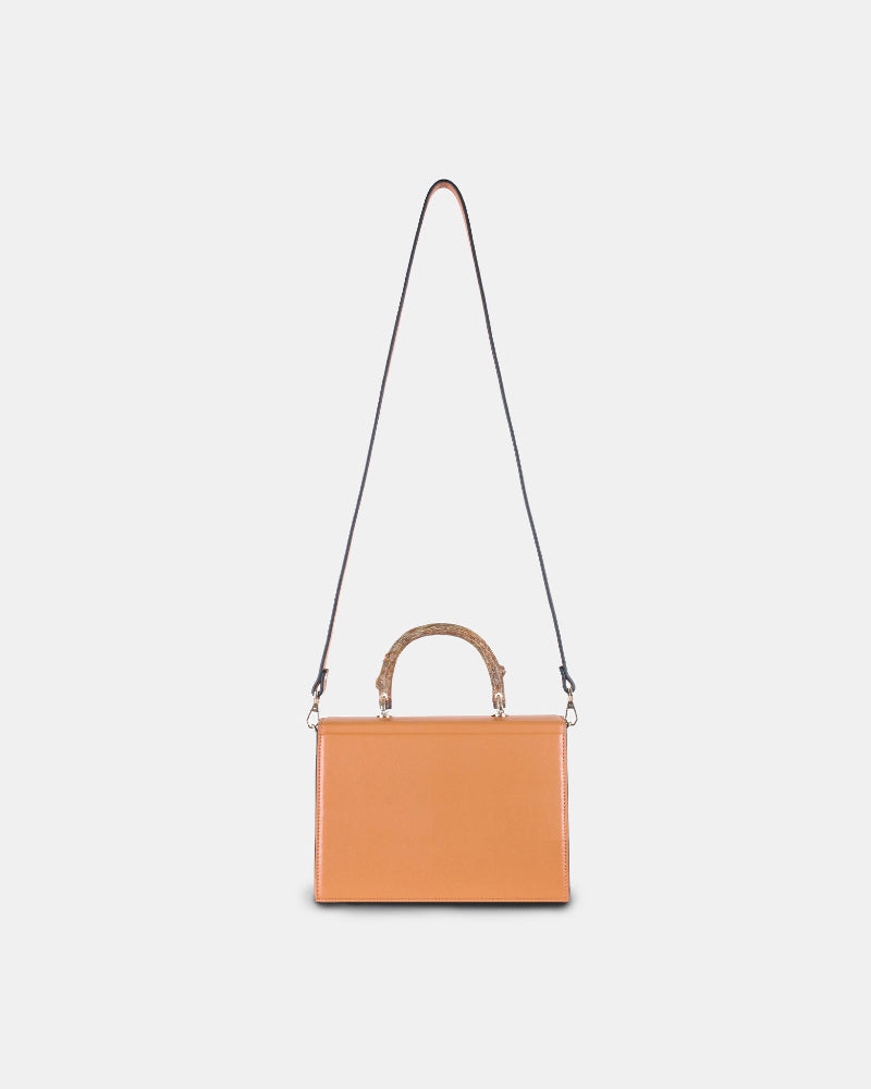 Boxwood Bag  – CARAMEL | Style: Boxwood Bag with extra 4cm wide detachable shoulder strap | Color: Oat Refurbished - ONE (assuming it refers to the brand "ONE") refurbished available on Cerqular