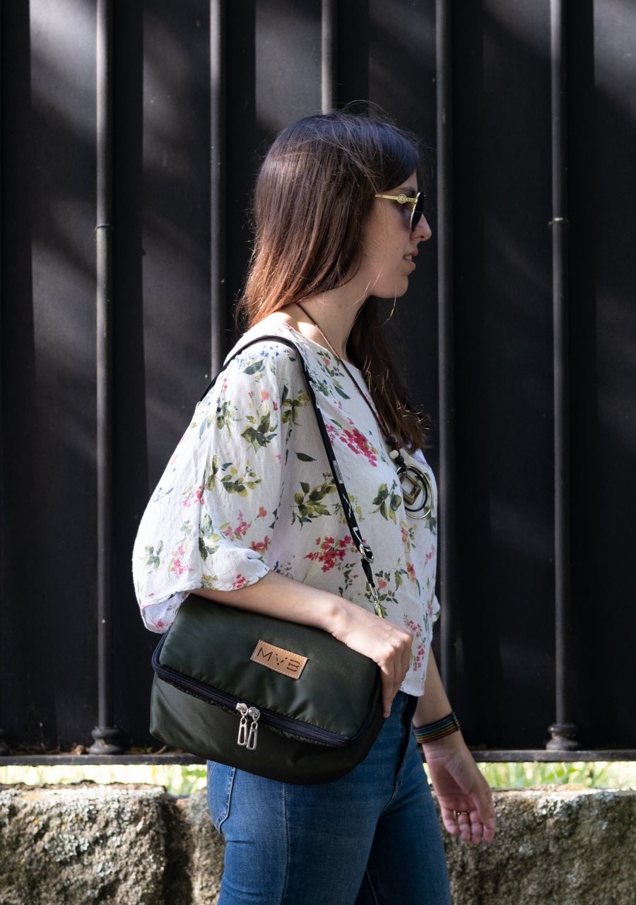 Buy The Flip MVB Crossbody Bag green Refurbished - $105.45 The Flip MVB Crossbody Bag green Refurbished - My Vegan Bags refurbished available on Cerqular