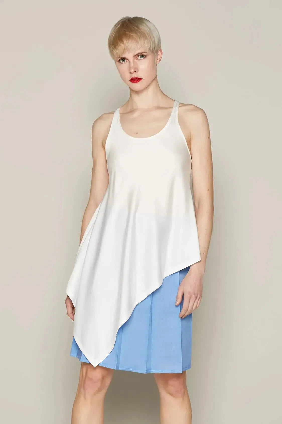 Buy Janet Vest (White) | size: XL Refurbished - $78.00 Janet Vest (White) | size: XL Refurbished - N/A refurbished available on Cerqular