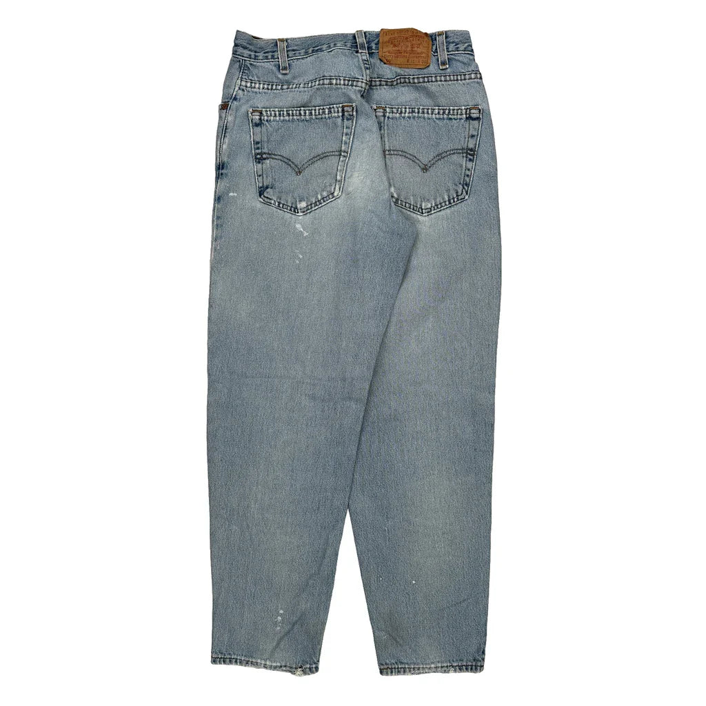 Levis 560 Jeans - 29W 30L Light Wash Cotton Refurbished - Thrifted (note: this is a term often used to describe second- refurbished available on Cerqular