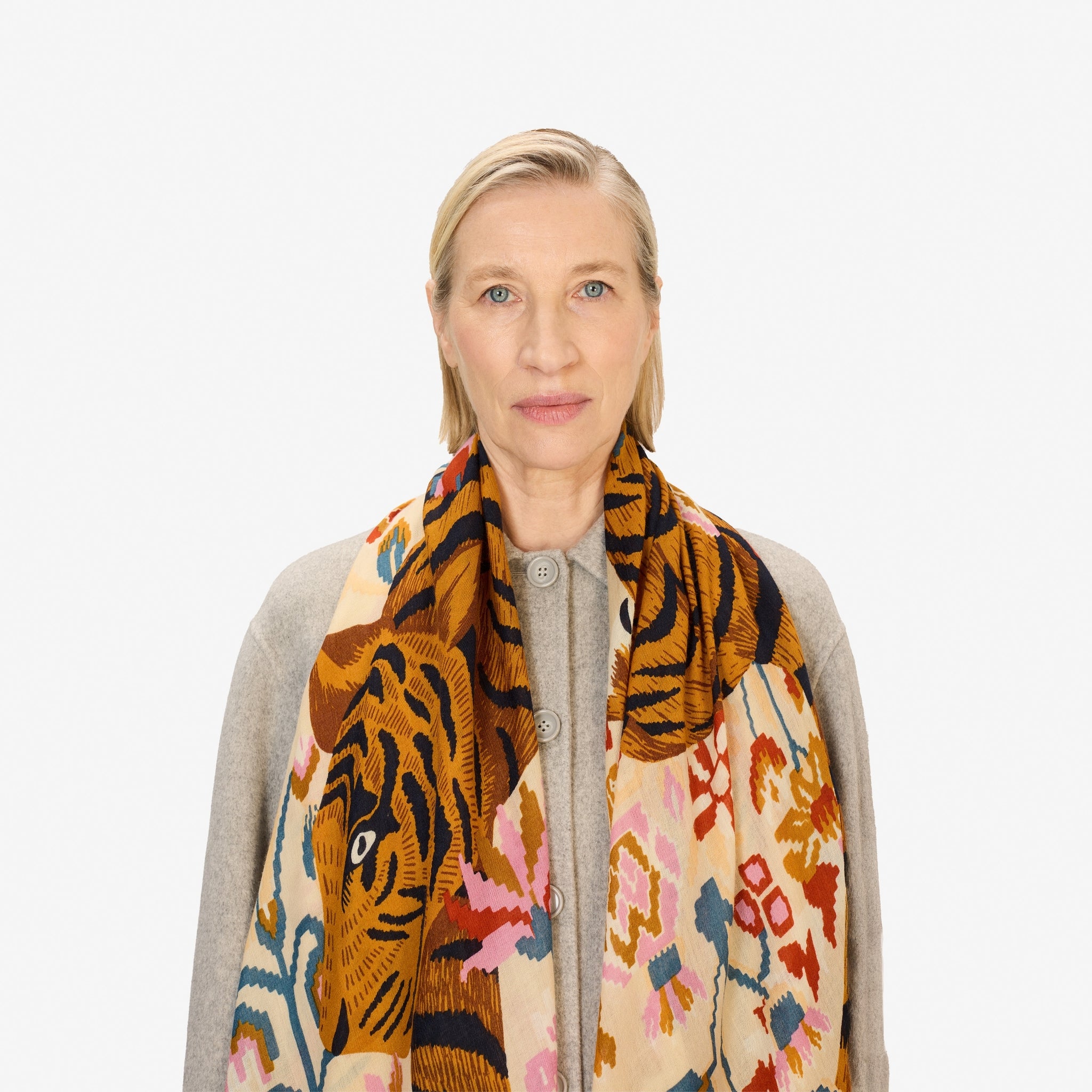 Scarf Et22jor32 Nude | Color: NUDE | Size: U Refurbished - Rue Madame is a known brand, and the standardized name is " refurbished available on Cerqular