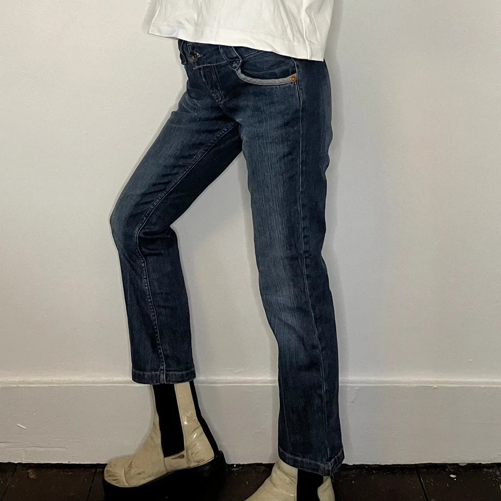 Levis Jeans - 28W UK 6 Blue Cotton Refurbished - Thrifted (note: this is a term often used to describe second- refurbished available on Cerqular