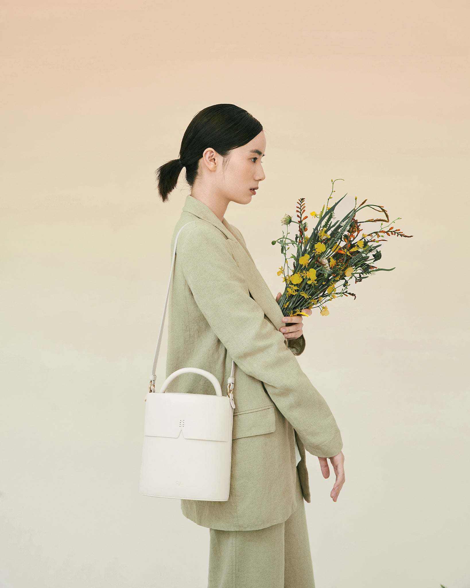 Gaia Bucket Bag | Color: Oat Refurbished - ONE (assuming it refers to the brand "ONE") refurbished available on Cerqular