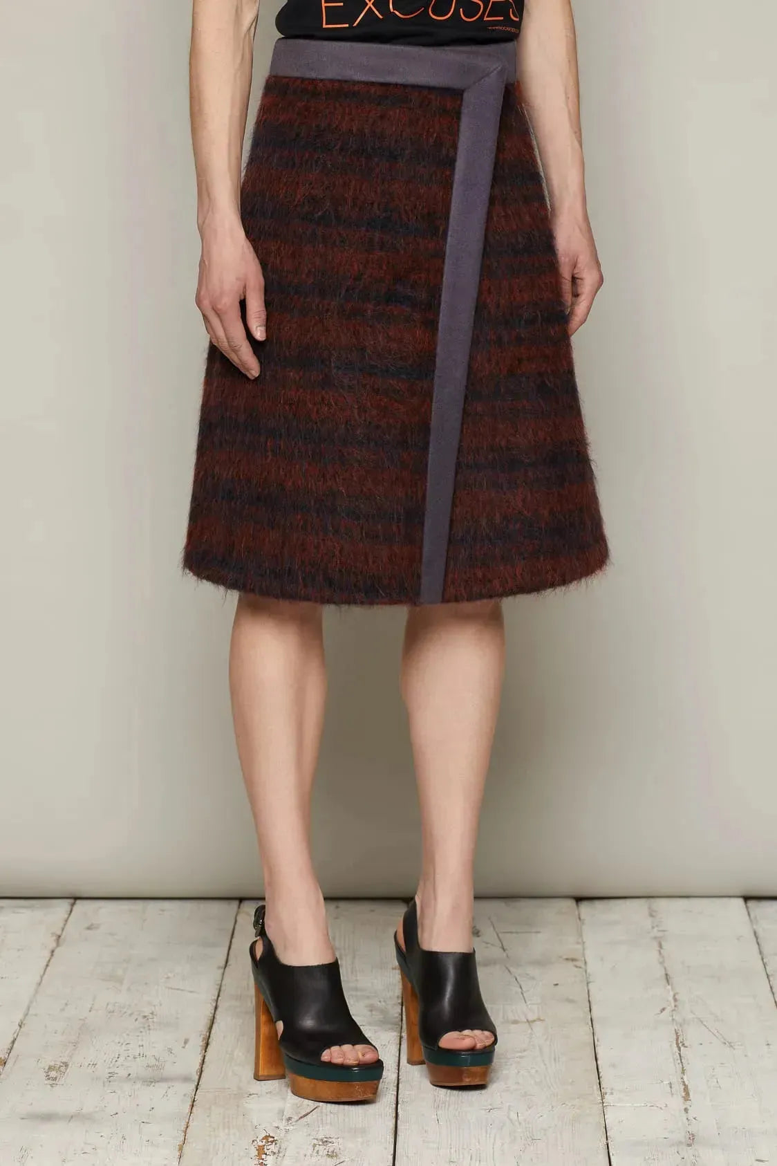 Buy Binti Skirt | size: M Refurbished - $114.00 Binti Skirt | size: M Refurbished - N/A refurbished available on Cerqular