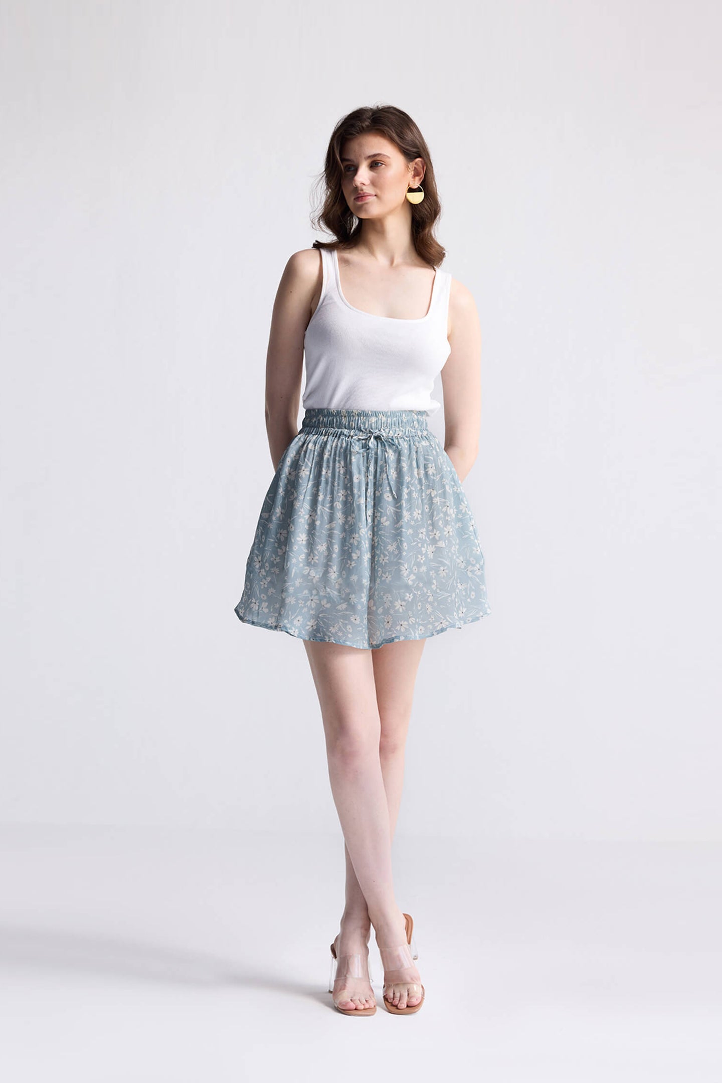 Drawstring Short Skirt in Light Blue Florals | Color: Floral Poetry | Size: 2XL Refurbished - Resistor (Note: This is a generic term for an electronic component, refurbished available on Cerqular