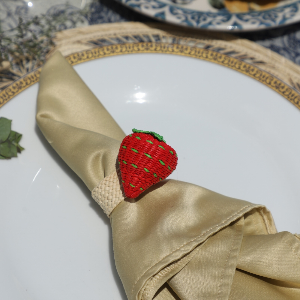 Strawberry Napkin Ring - Made of Iraca Palm - Sold by Set | Pack: Pack of 6 Refurbished - Apalma Handmade refurbished available on Cerqular