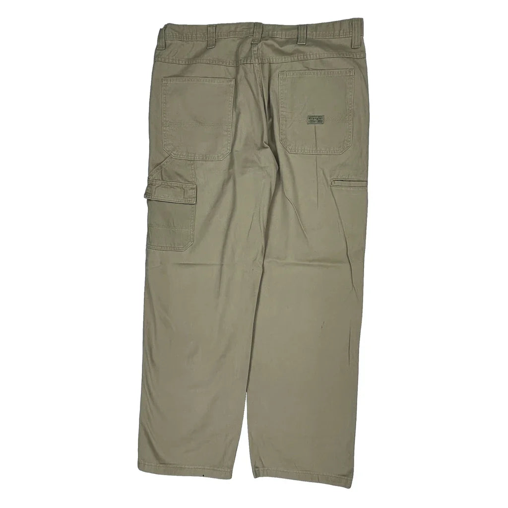 Wrangler Cargo Trousers - 38W 32L Khaki Cotton Refurbished - Thrifted (note: this is a term often used to describe second- refurbished available on Cerqular