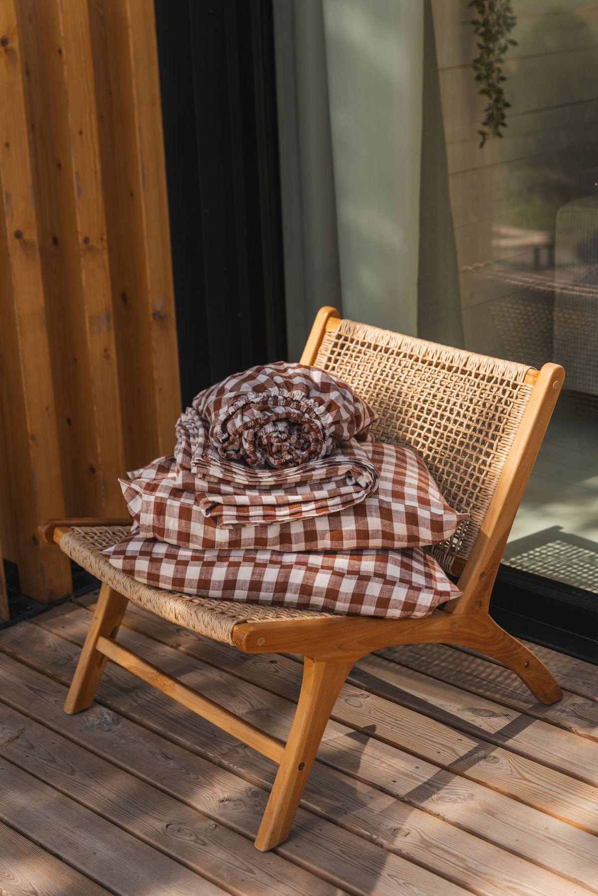 Linen sheets set in Mocha Gingham | Size: US Queen DEEP + King pillowcases Refurbished - Amour Linen refurbished available on Cerqular