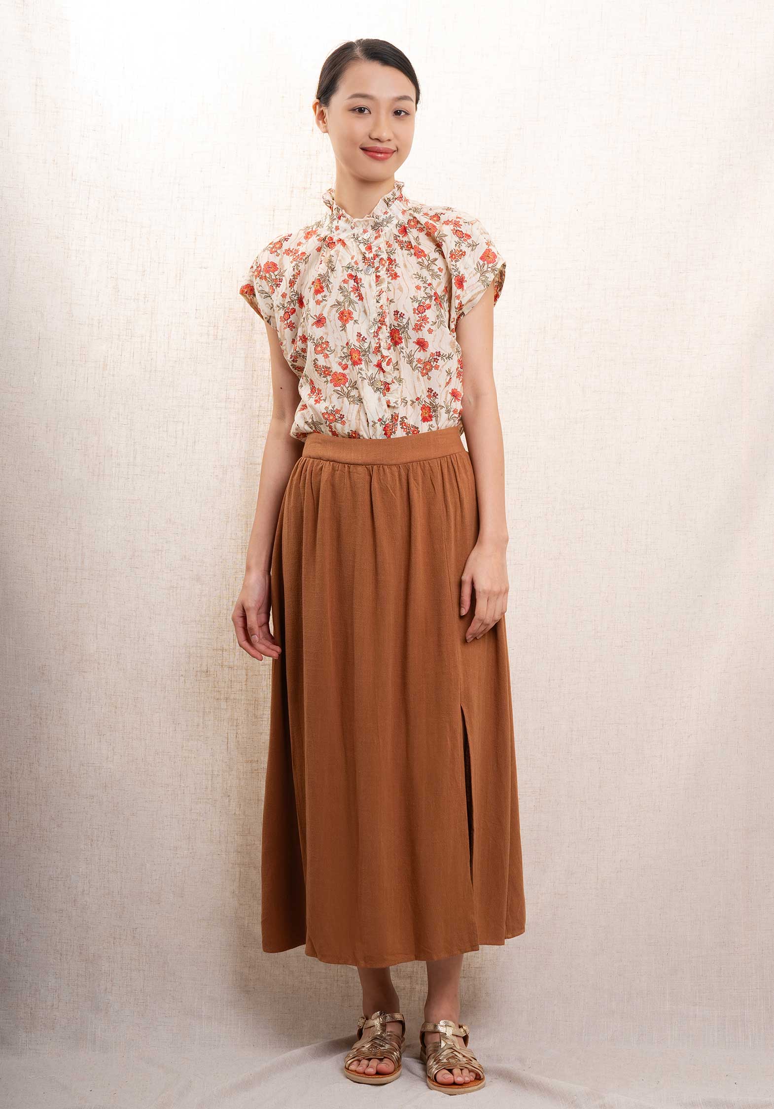Skirt J260 Camel | Color: CAMEL | Size: S Refurbished - N/A (I could not find a well-known brand with this name refurbished available on Cerqular