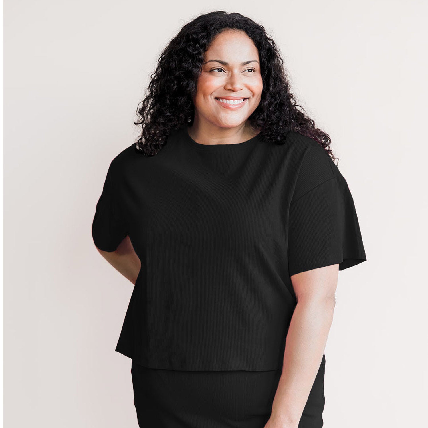 Organic Cotton Short Sleeve Rib Knit Crop Top | Color: Black | Size: XL Refurbished - N/A (Note: There is no well-known brand named "M refurbished available on Cerqular