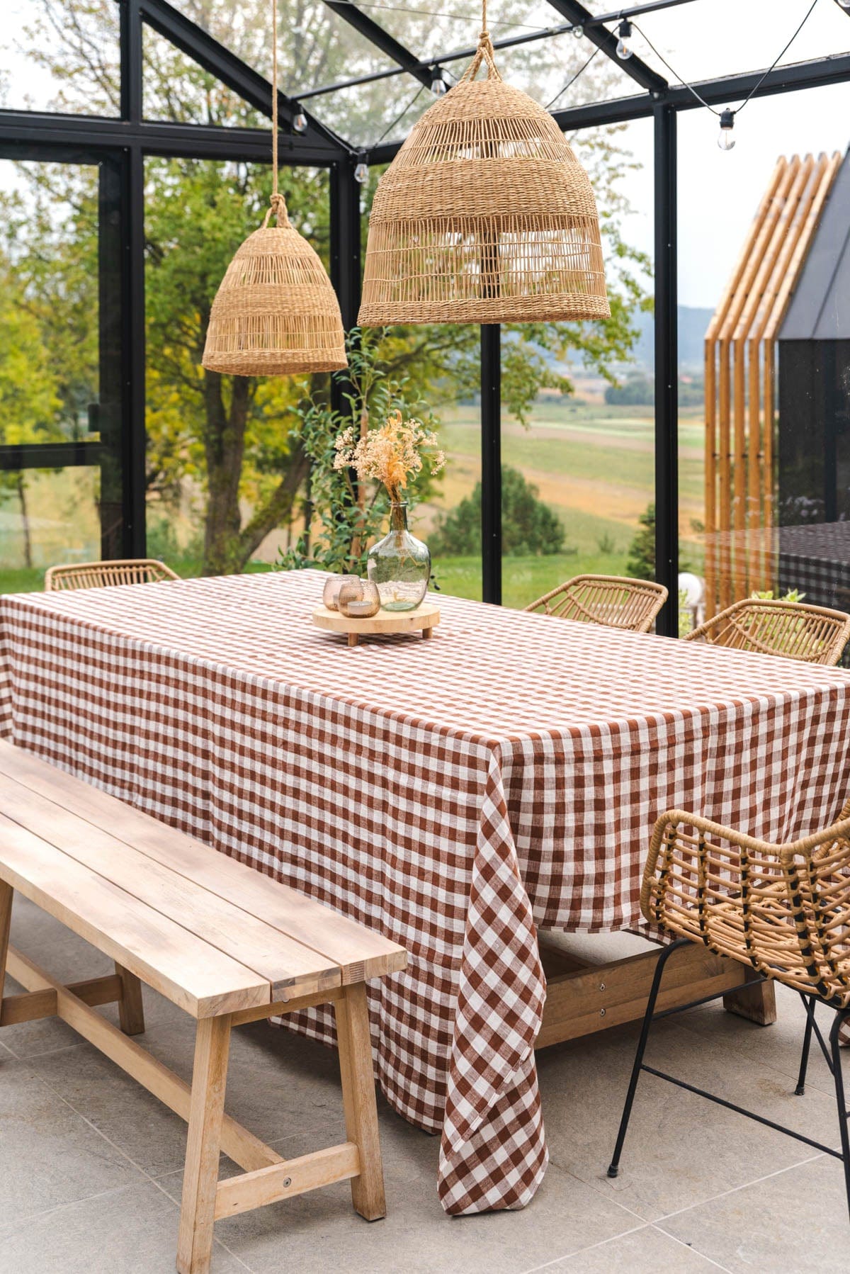 Linen tablecloth in Mocha Gingham | Size: 59x110"" / 150x280 cm Refurbished - Amour Linen refurbished available on Cerqular