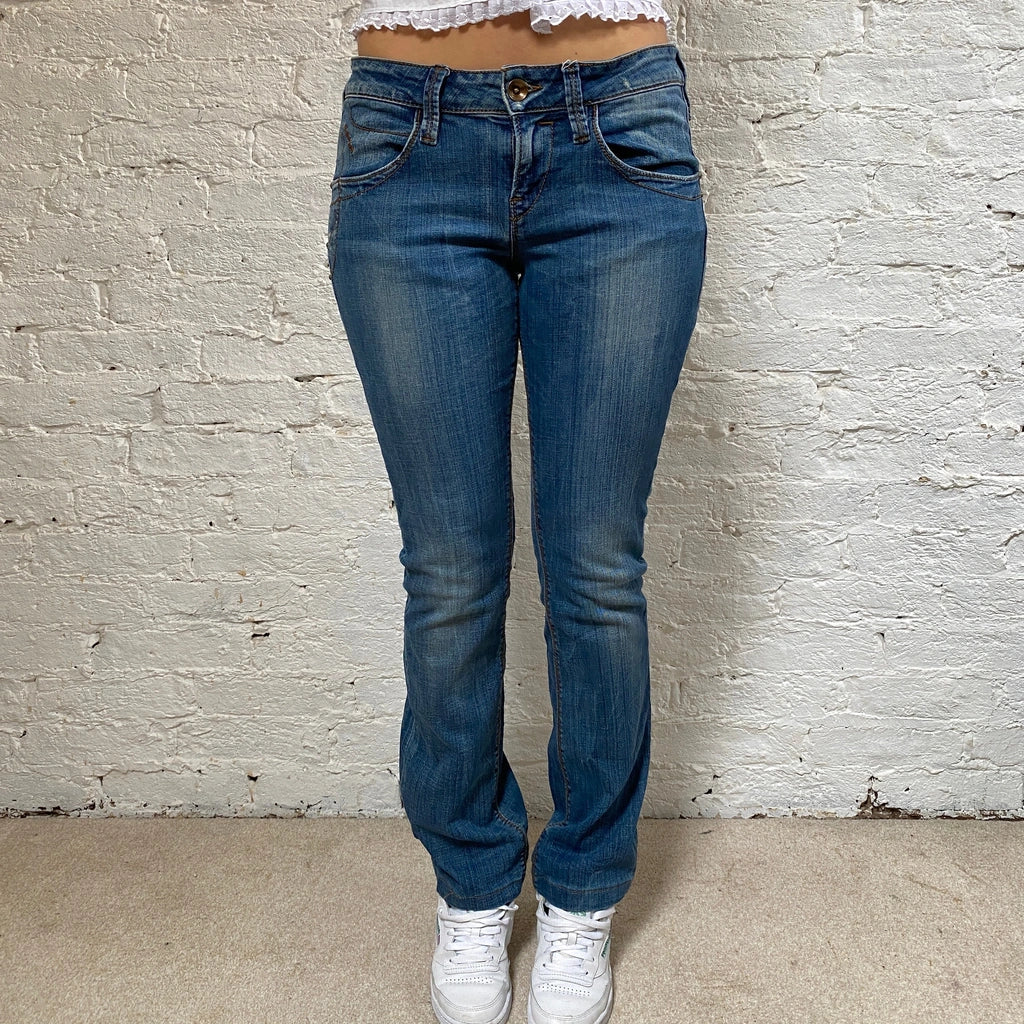 Buy Fornarina Jeans - 33W UK 12 Blue Cotton Refurbished - $18.08 Fornarina Jeans - 33W UK 12 Blue Cotton Refurbished - Thrifted (note: this is a term often used to describe second- refurbished available on Cerqular