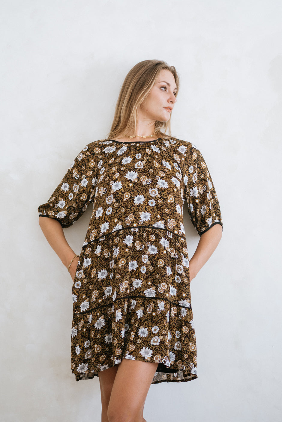 Clover Mini Dress Refurbished - N/A (Paneros is not a known clothing brand. It is possible refurbished available on Cerqular
