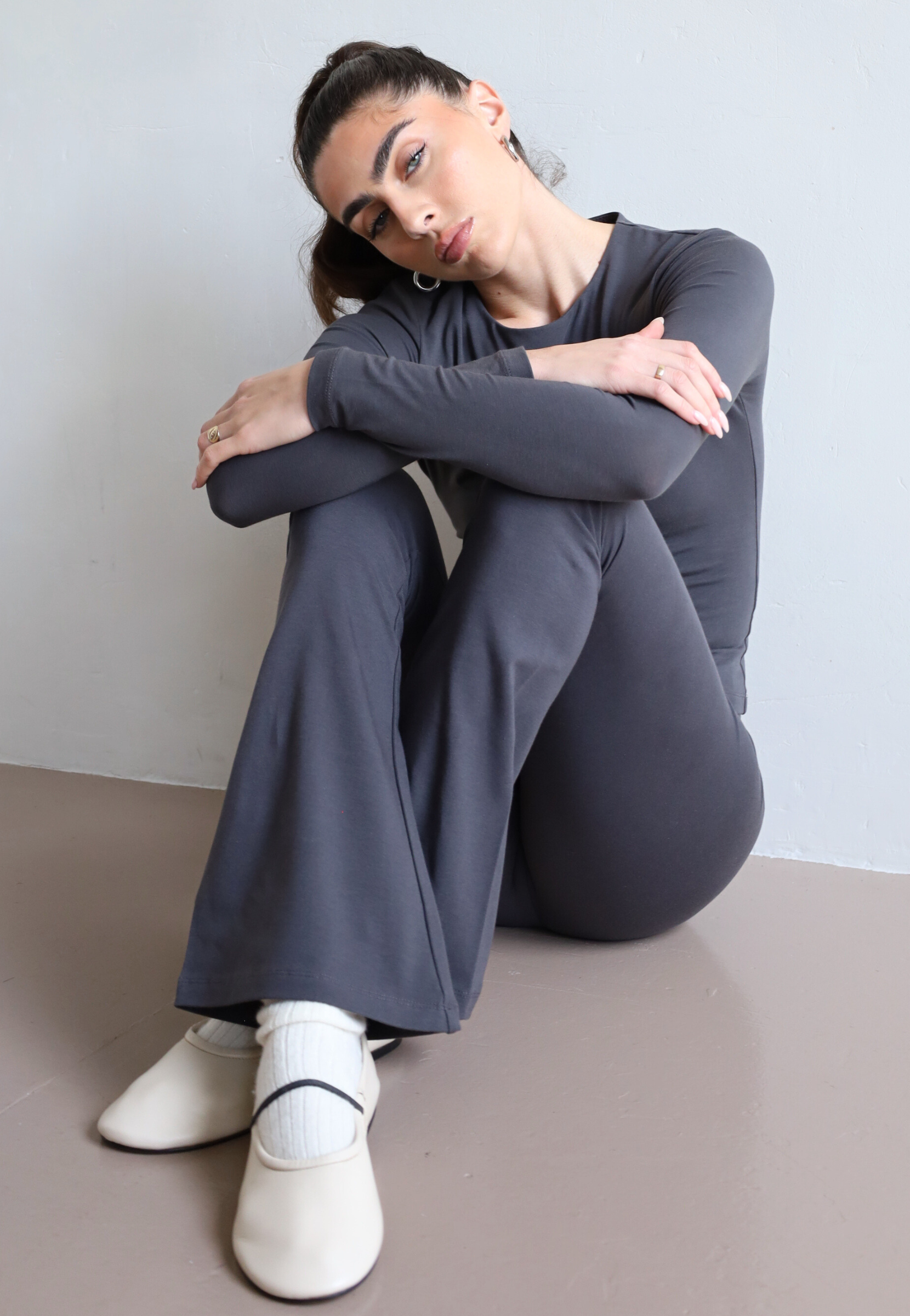 Organic Cotton Flared Leggings, Charcoal | Size: XS Refurbished - N/A (Note: It's possible that "Pantee" refurbished available on Cerqular