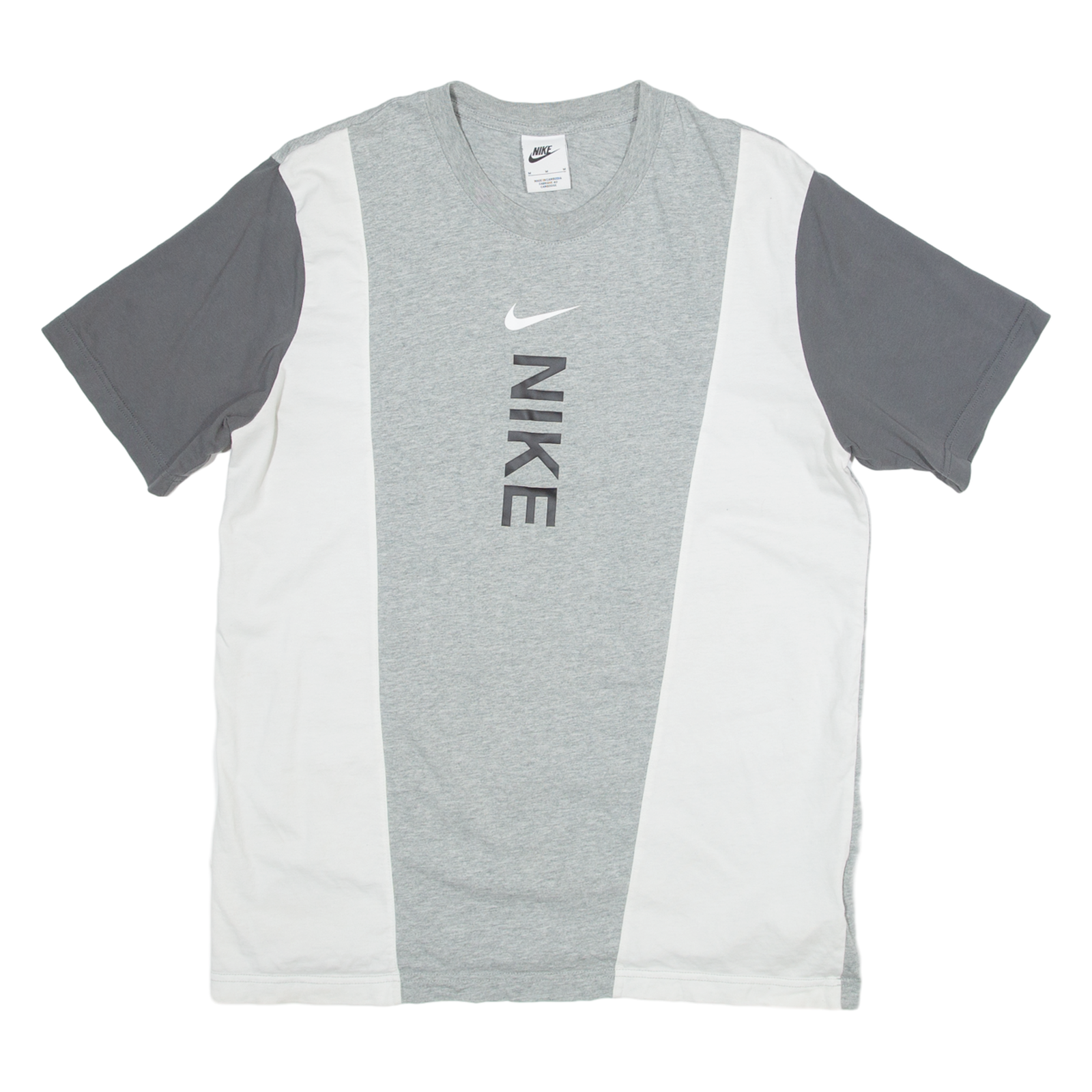 Buy NIKE Mens T-Shirt Grey M Refurbished - $16.89 NIKE Mens T-Shirt Grey M Refurbished - N/A refurbished available on Cerqular