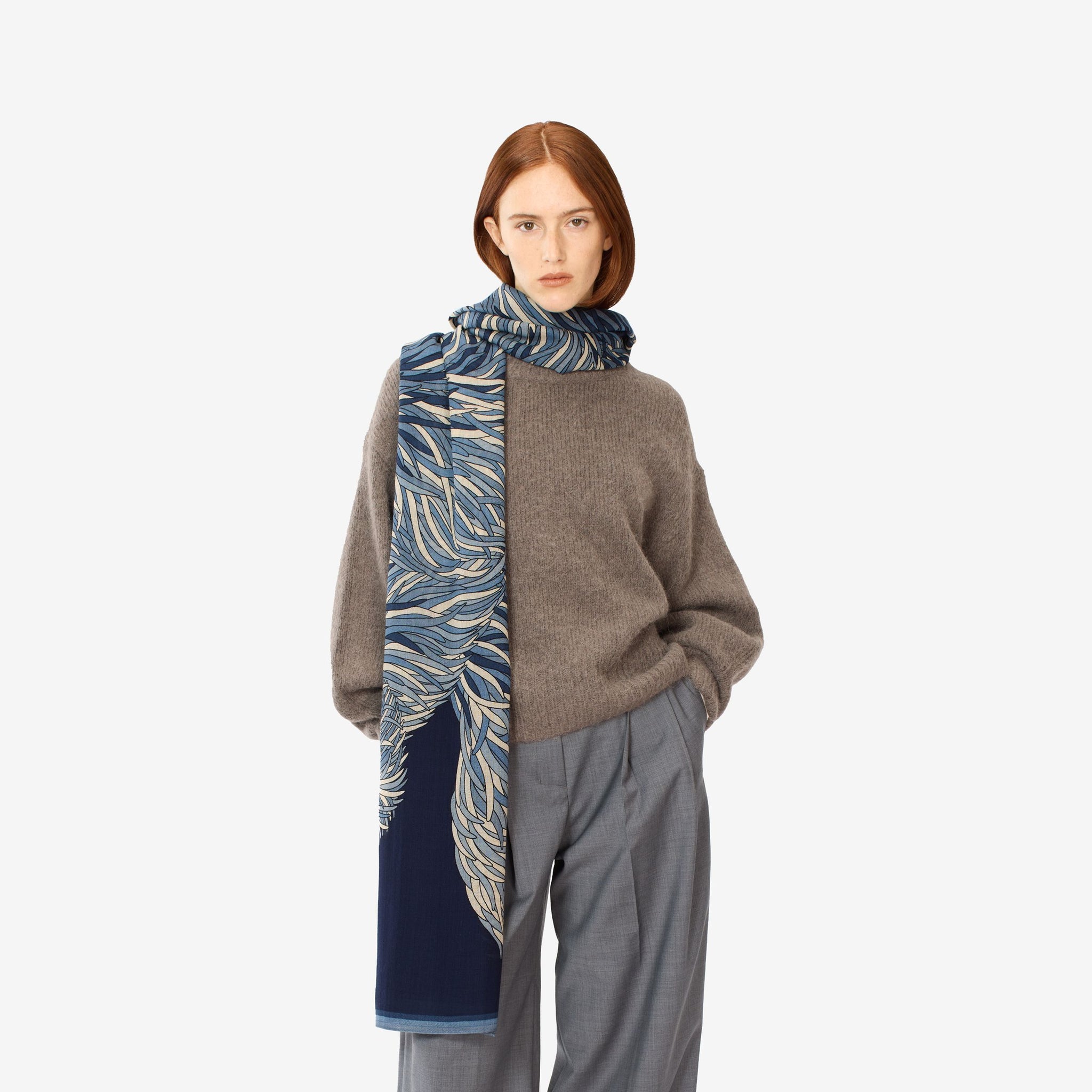 Scarf Et201fr24 Navy | Color: NAVY | Size: U Refurbished - Rue Madame is a known brand, and the standardized name is " refurbished available on Cerqular
