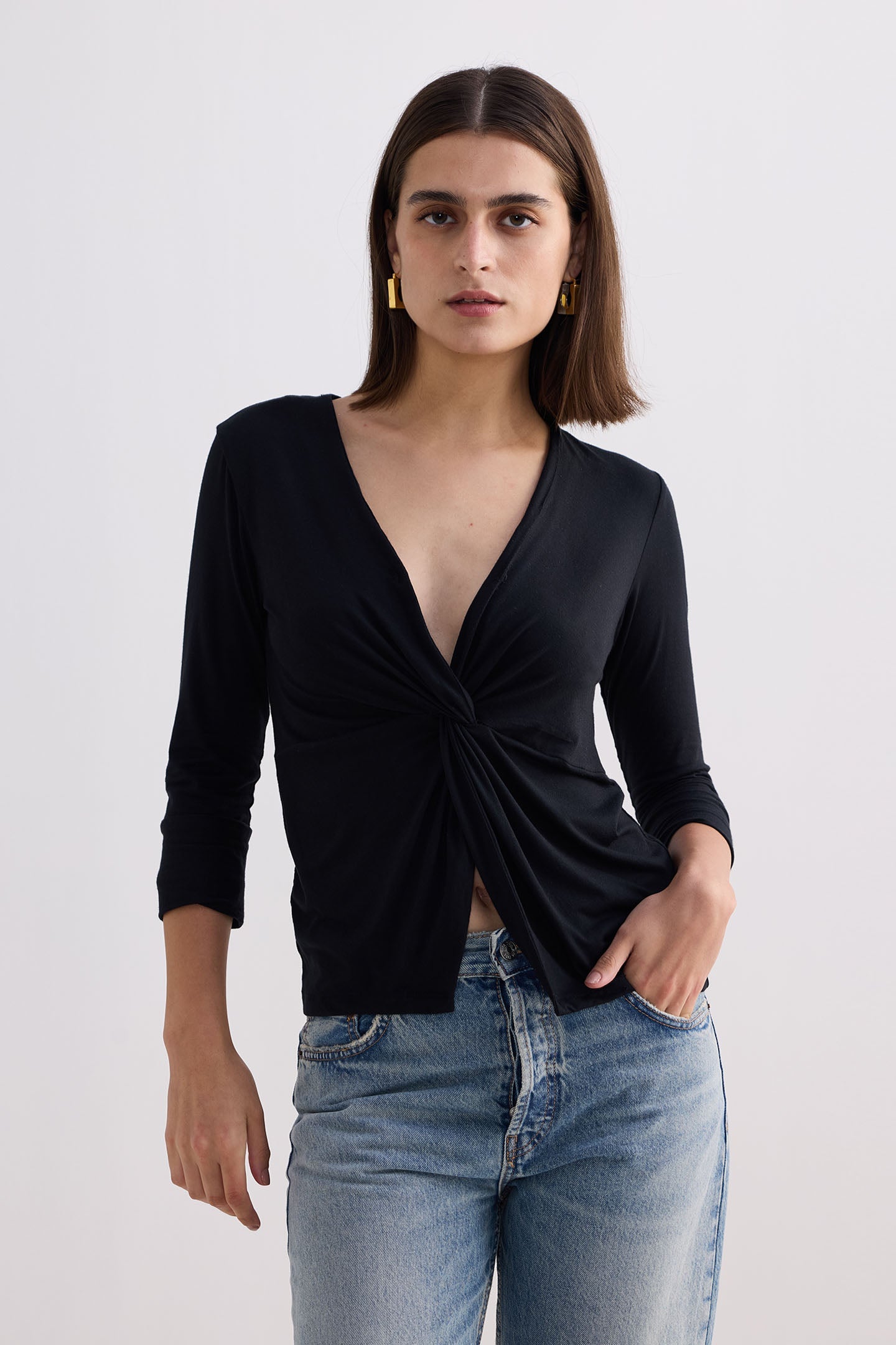 Twist Front Knit Shirt in Black | Color: Black | Size: 2XL Refurbished - Resistor (Note: This is a generic term for an electronic component, refurbished available on Cerqular