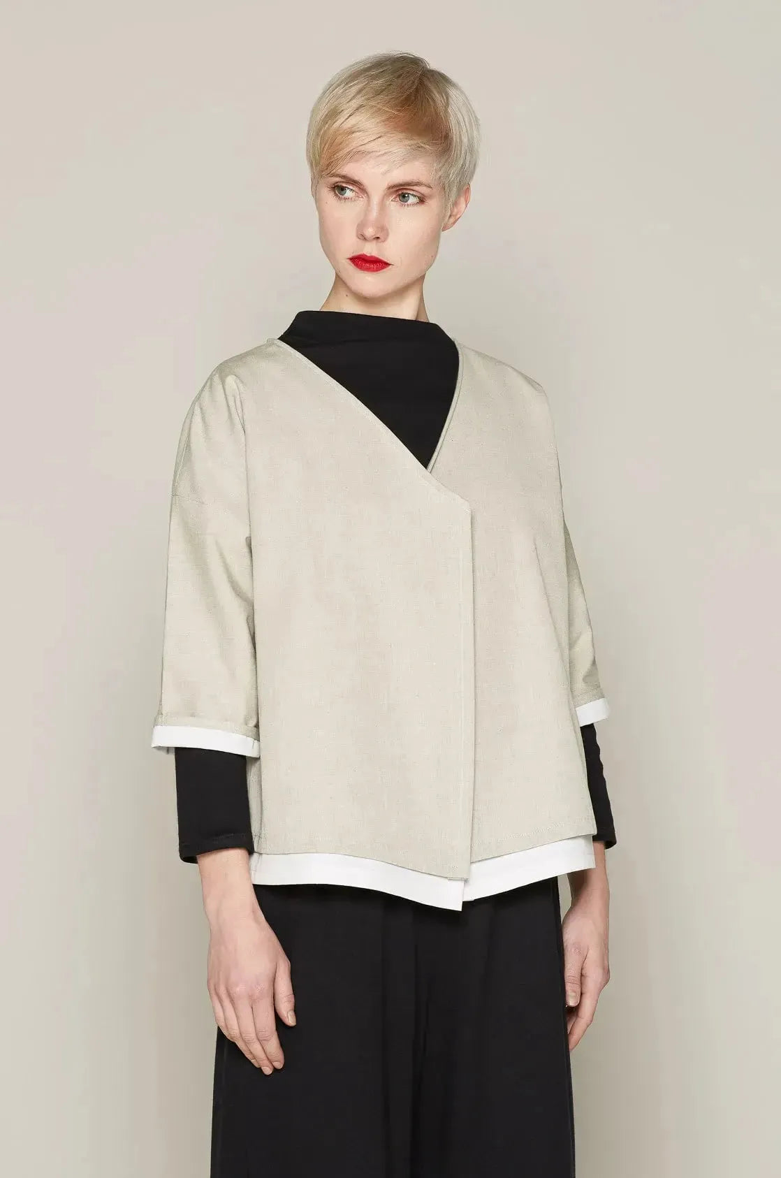 Liza Jacket (Beige & White) | size: XL Refurbished - N/A refurbished available on Cerqular