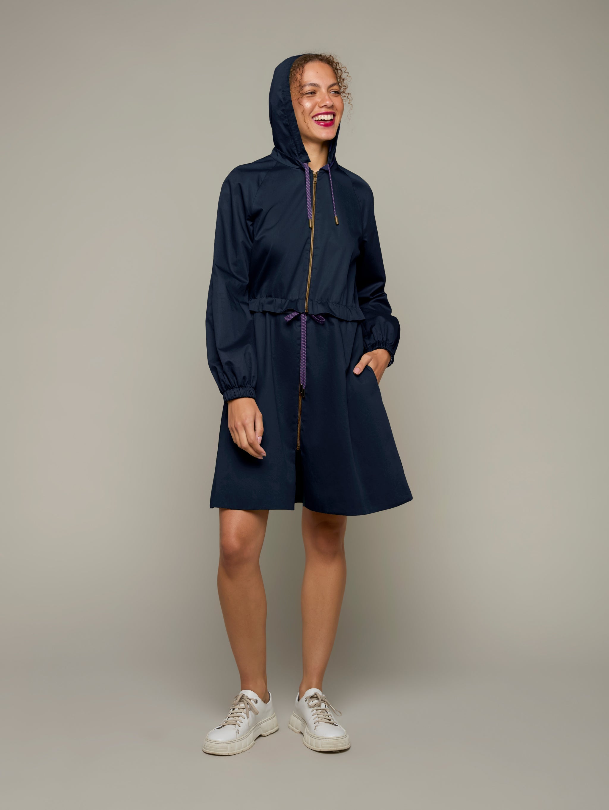 CHAMELEON | Multi-Way Rain Jacket | Colour: Peacoat | Size: M Refurbished - N/A refurbished available on Cerqular