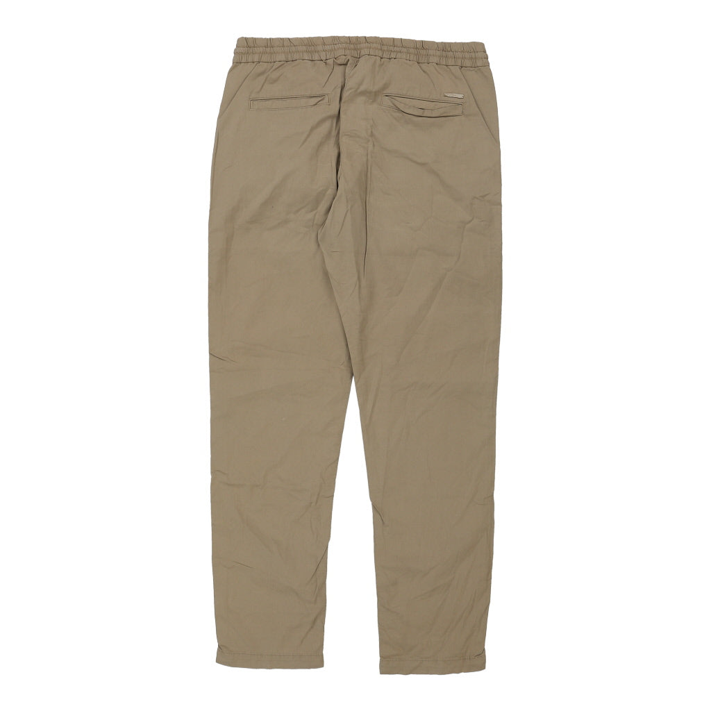 Buy Woolrich Trousers - 2XL Beige Cotton Refurbished - $33.49 Woolrich Trousers - 2XL Beige Cotton Refurbished - Thrifted (note: this is a term often used to describe second- refurbished available on Cerqular